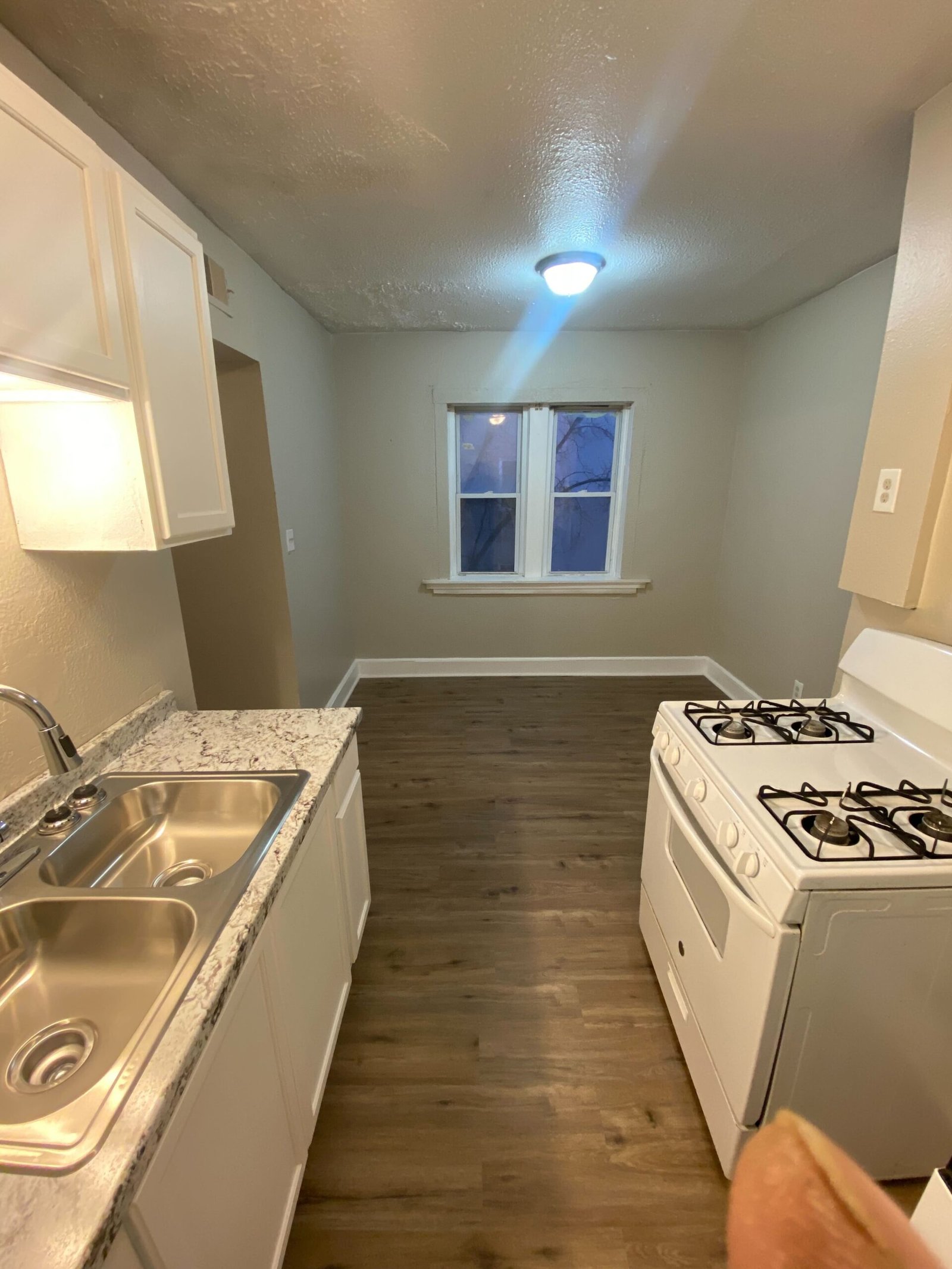 teutonia one bedroom 6